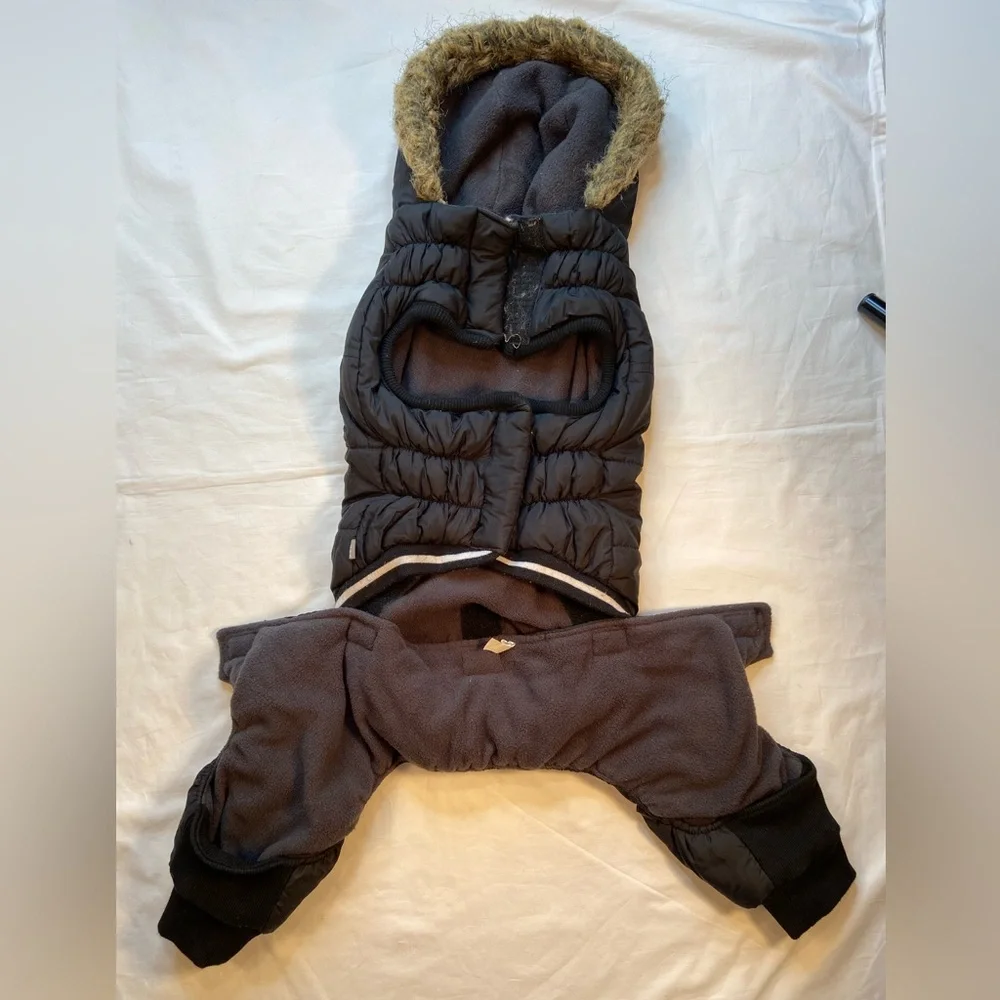 2 Piece Snow Suit for your Dog, GF Pet Authentic jacket‎ and pants.  Size L